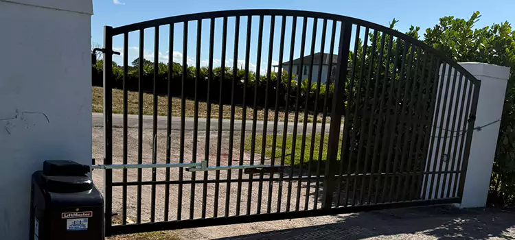 Driveway Fence Repair Mount Prospect